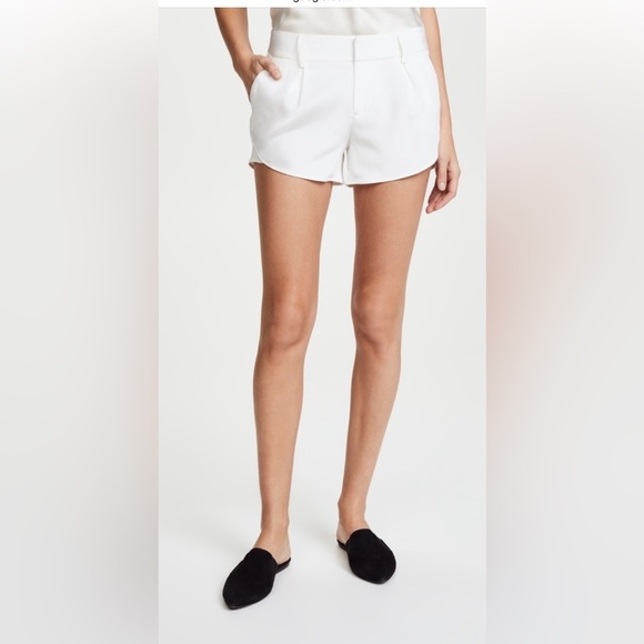 New! Alice and Olivia SZ 10, silk butterfly shorts. - Picture 1 of 13